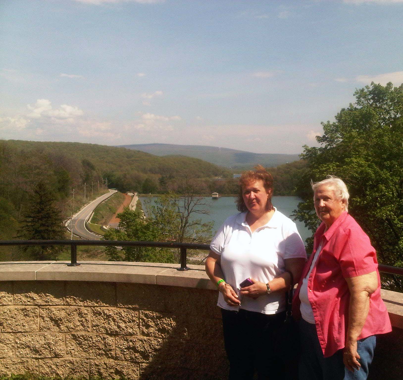 Adrianne and Jane at Horseshoe Curve